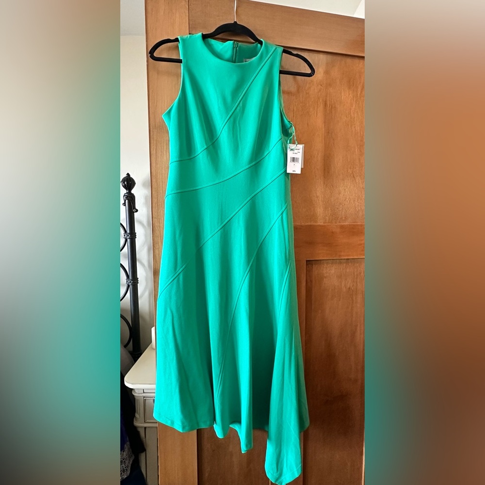 Danny & Nicole Vibrant Green Sleeveless Dress
